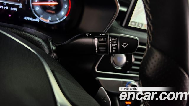 Genesis G70 2021 — photo 27