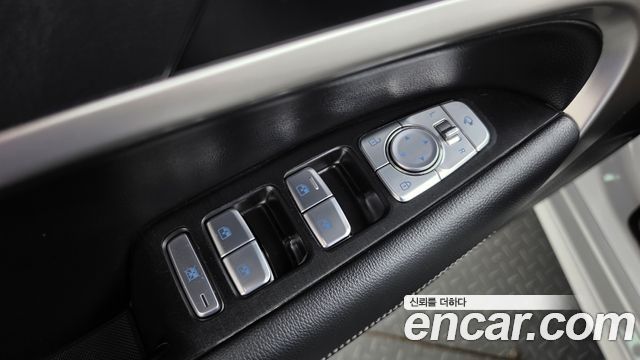 Genesis G70 2021 — photo 29