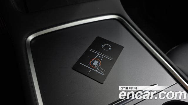 Tesla Model Y 2024 — photo 22