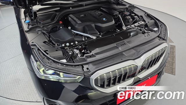BMW 5-Series 2024 — photo 6