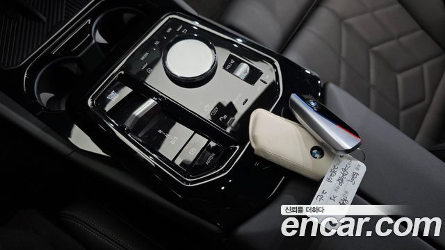 BMW 5-Series 2024 — photo 12