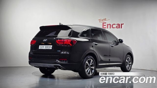 Kia Sorento 2019 — photo 2