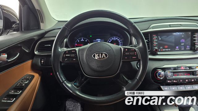 Kia Sorento 2019 — photo 19