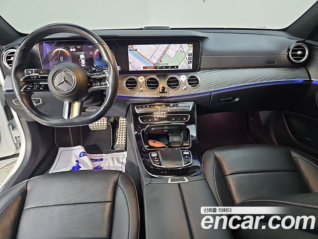 Mercedes-Benz E-Class 2022 — photo 5