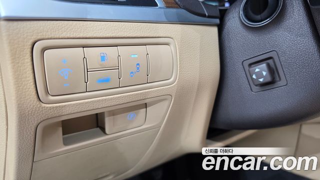 Genesis G80 2018 — photo 13