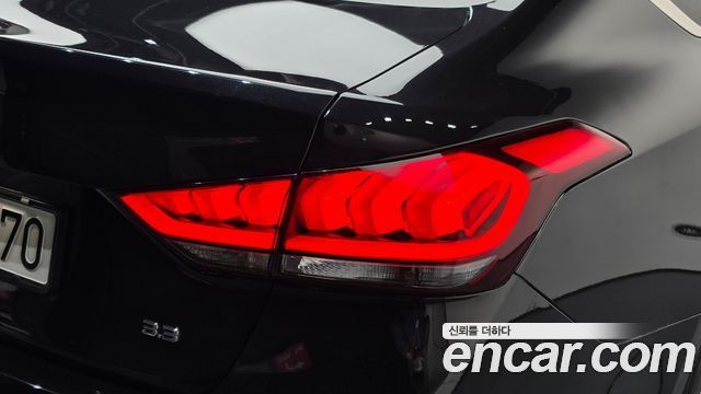 Genesis G80 2018 — photo 9