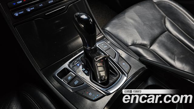 Hyundai Grandeur 2017 — photo 9