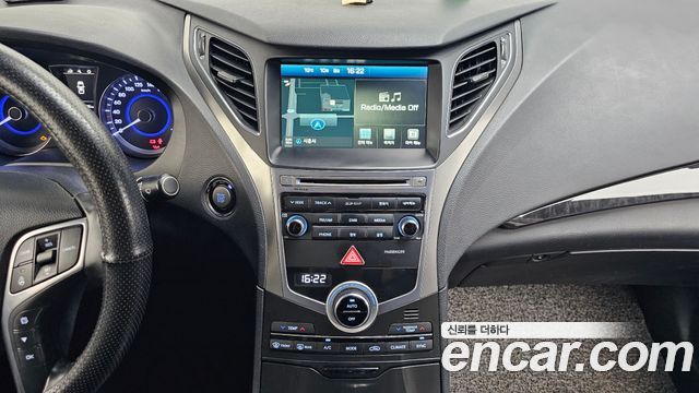 Hyundai Grandeur 2017 — photo 20