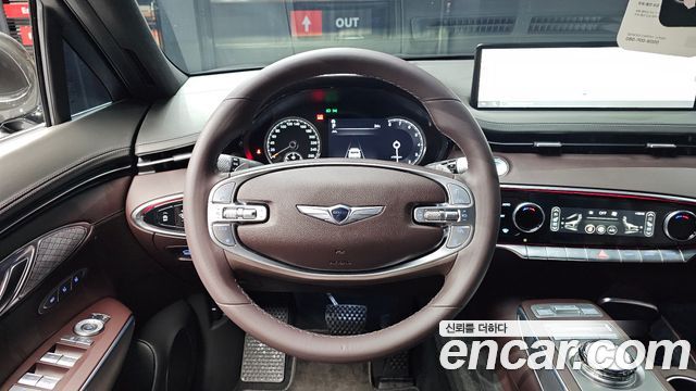 Genesis GV70 2023 — photo 19