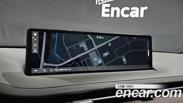 Genesis GV70 2023 — photo 20