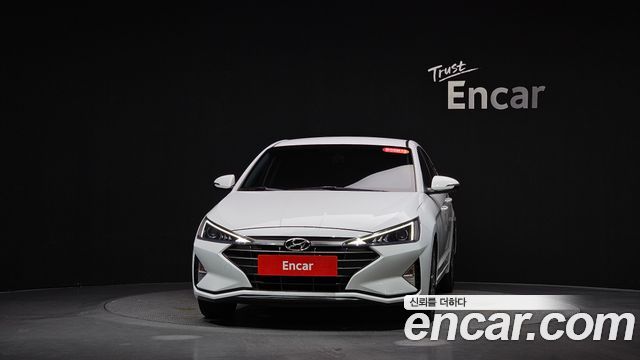 Hyundai AVANTE 2019 — photo 3
