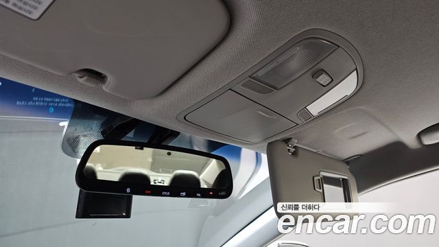 Hyundai AVANTE 2019 — photo 28