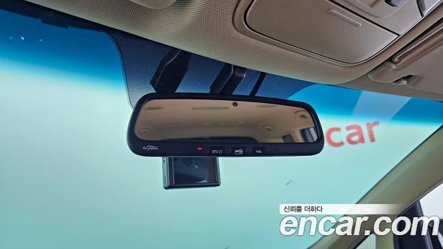 Kia Canival 2016 — photo 27