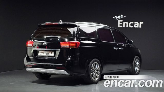 Kia Canival 2016 — photo 2