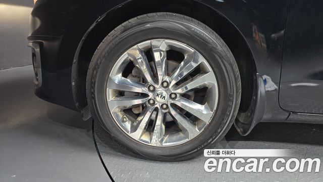 Kia Canival 2016 — photo 5