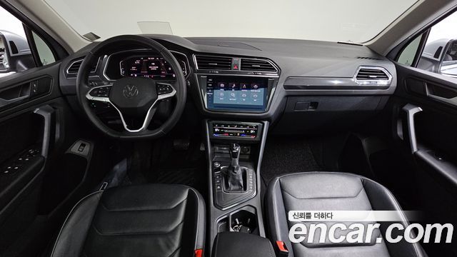Volkswagen Tiguan 2022 — photo 10