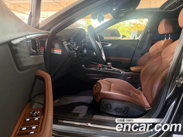 Audi A4 2023 — photo 7