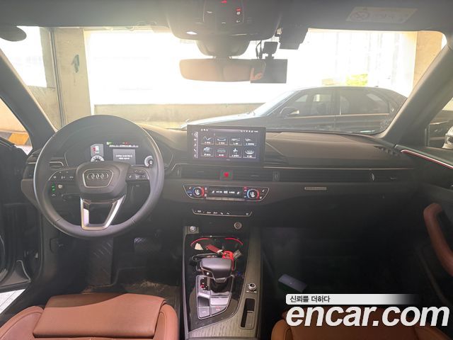 Audi A4 2023 — photo 9