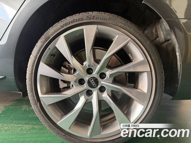 Audi A4 2023 — photo 20
