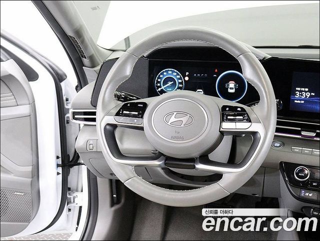 Hyundai AVANTE 2026 — photo 7