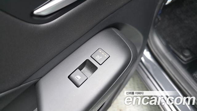 Hyundai Kona 2023 — photo 19