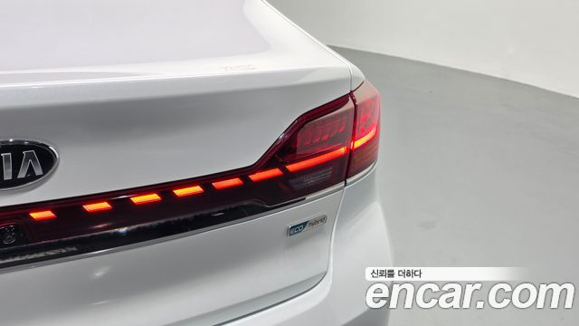 Kia K7 2020 — photo 9