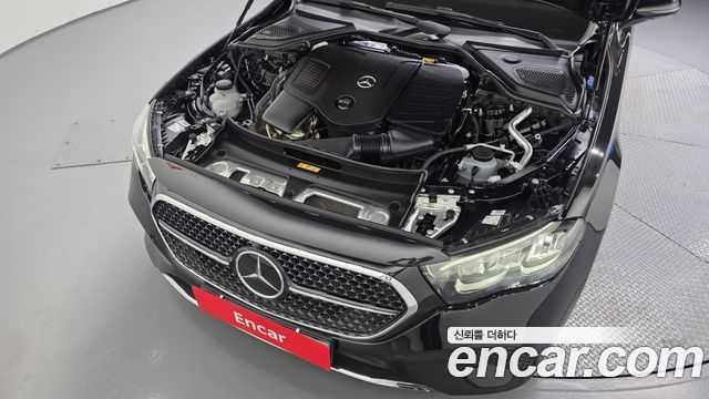 Mercedes-Benz E-Class 2024 — photo 6