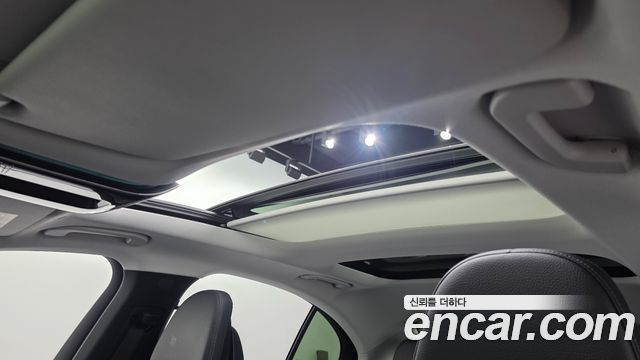 Mercedes-Benz E-Class 2024 — photo 18