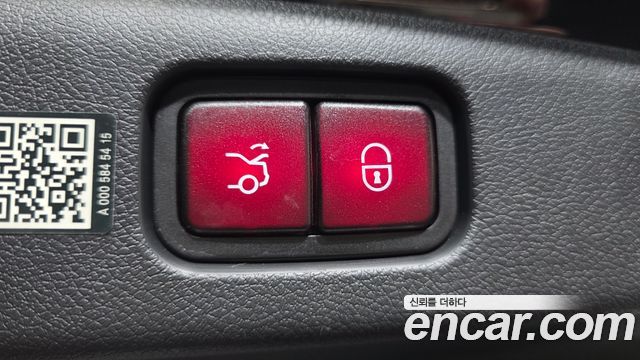 Mercedes-Benz E-Class 2024 — photo 20