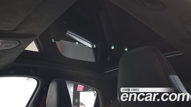 Porsche Cayenne 2025 — photo 23