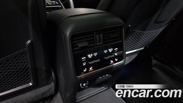 Porsche Cayenne 2025 — photo 25