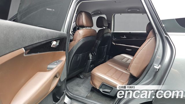 Kia Sorento 2016 — photo 18
