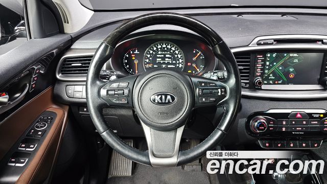 Kia Sorento 2016 — photo 19