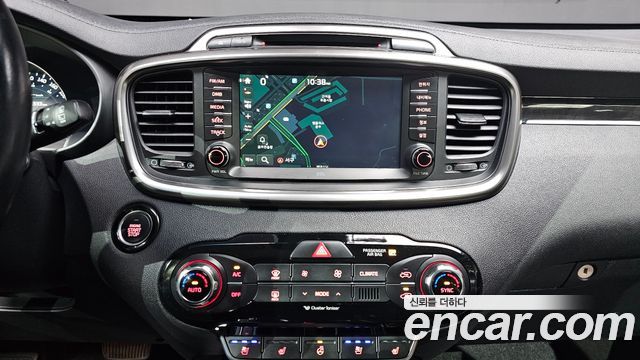 Kia Sorento 2016 — photo 20