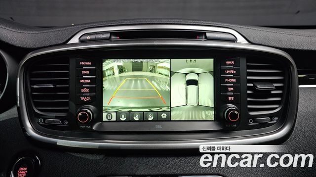 Kia Sorento 2016 — photo 21