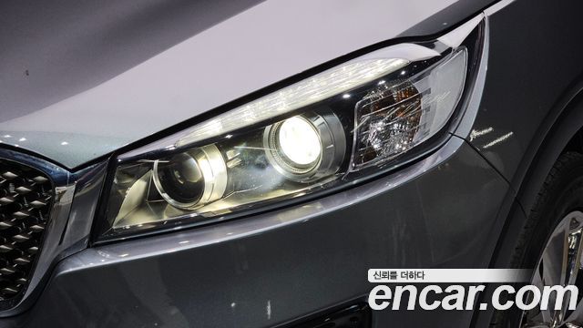 Kia Sorento 2016 — photo 8