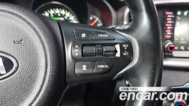 Kia Sorento 2016 — photo 28