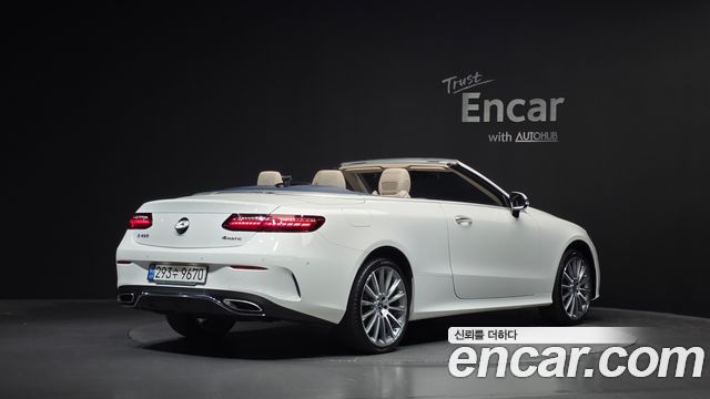 Mercedes-Benz E-Class 2023 — photo 2