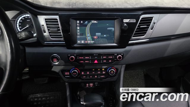 Kia Niro 2017 — photo 19