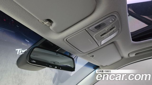 Kia Niro 2017 — photo 27