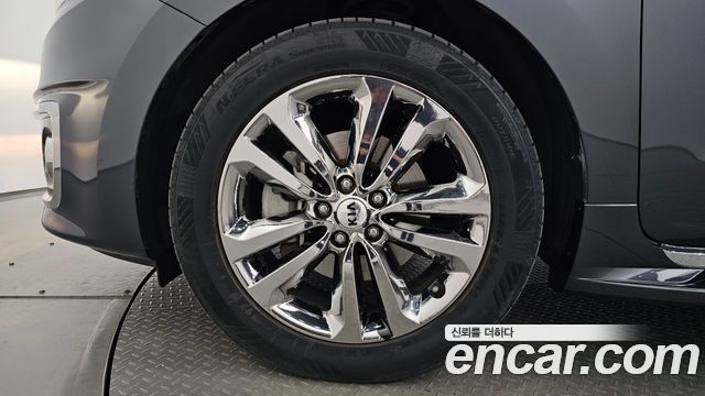 Kia Canival 2018 — photo 5