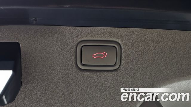 Kia Canival 2018 — photo 24