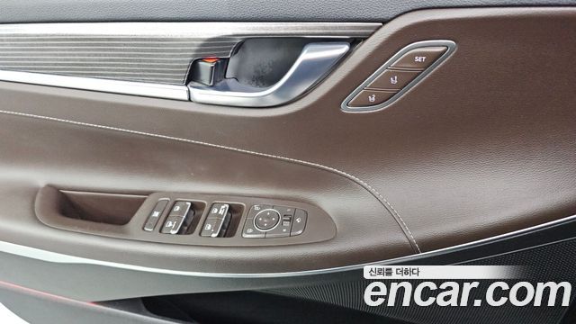Hyundai Grandeur 2019 — photo 23
