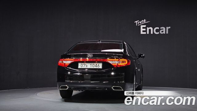 Hyundai Grandeur 2015 — photo 4