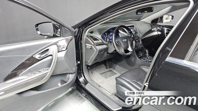 Hyundai Grandeur 2015 — photo 10