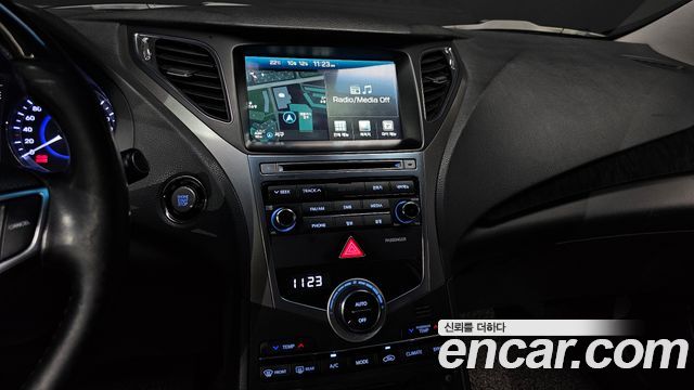 Hyundai Grandeur 2015 — photo 14