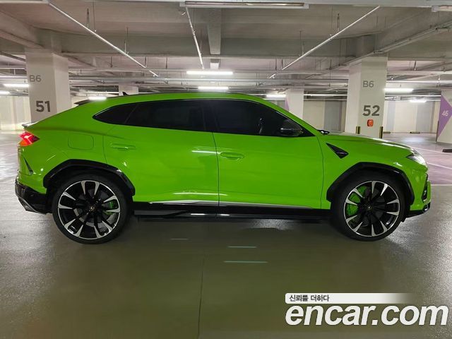 Lamborghini Urus 2021 — photo 5