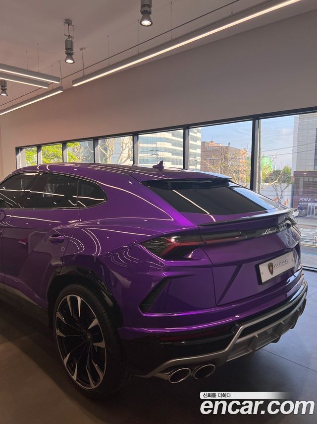 Lamborghini Urus 2021 — photo 8