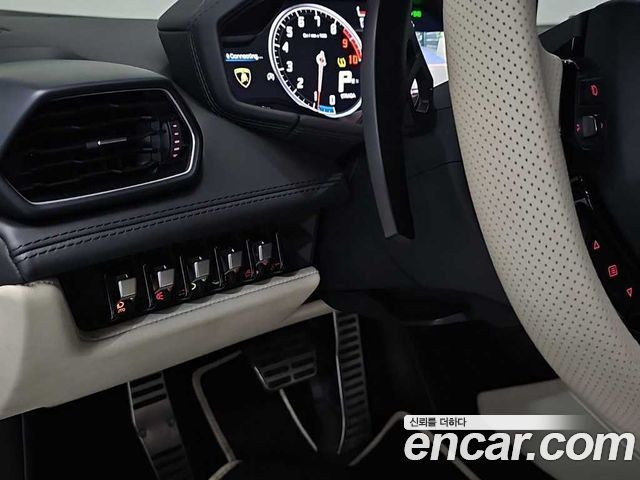 Lamborghini Huracan 2017 — photo 12
