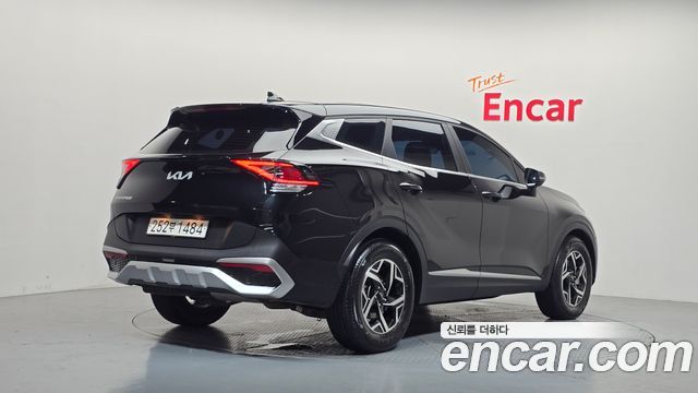 Kia Sportage 2023 — photo 2